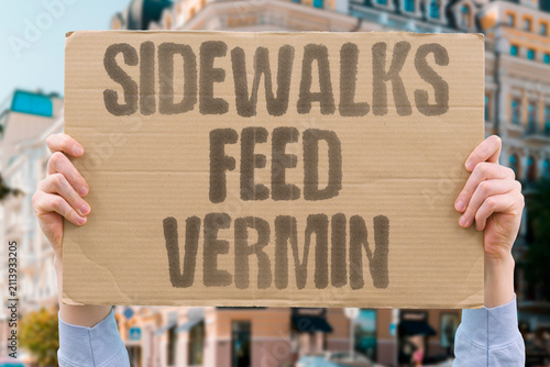 Foto "Sidewalks Feed Vermin" Spilled food turns paths ugly