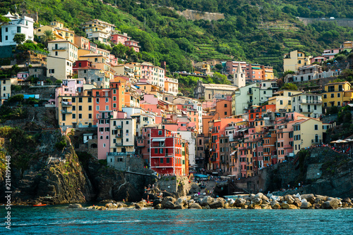 Fotografía Riomaggiore, Cinque Terre - colorfull Italian village