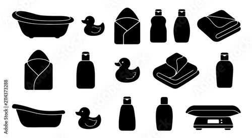 Foto Baby Bath Time Essentials Collection: Bathtub, Rubber Duck, Hooded Towel, Shampo