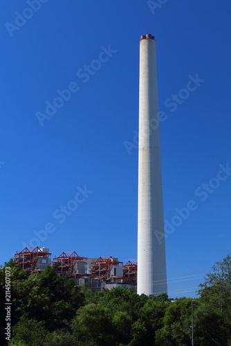 Chimenea central eléctrica de As Pontes.