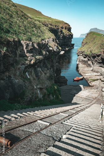 Foto epische Landschaften und Orte auf den Färöer Inseln
