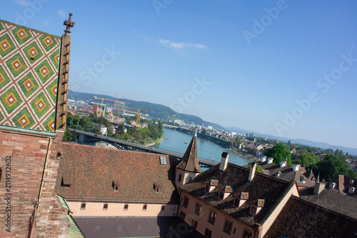 Foto Skyline view of the Rhine in Basel, Switzerland