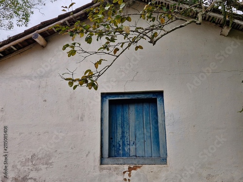 Fotografie old window in the old house