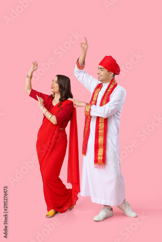 Beautiful Indian couple dan...