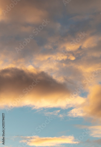 Obraz na plátne Overlay de Ciel de Coucher de Soleil – Nuances Chaudes pour Retouche Photo