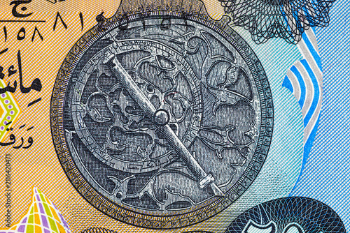 Cuadro en lienzo 250 Dinars bill featuring an ancient astrolabe, national currency of Iraq