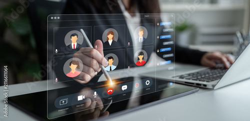 Fotografie Professional Virtual Meeting Interface with Participants and Digital Tools in Modern Office Setting Enhancing Remote Collaboration Experience
