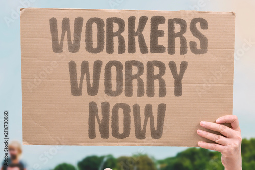 фотографія "Workers Worry Now" Federal employees face uncertainty about pay