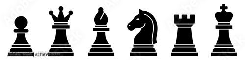 Foto Black silhouette chess pieces set including pawn queen bishop knight rook and ki