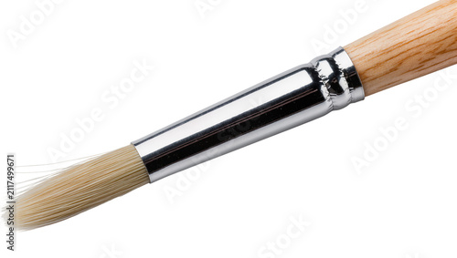 Foto Round tip artist paintbrush with wooden handle and metal ferrule, isolated on tr