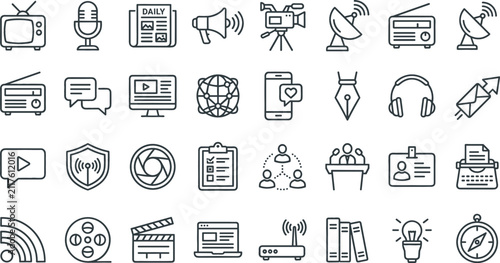 Foto Mass media digital communication journalism broadcasting line icon set for telev