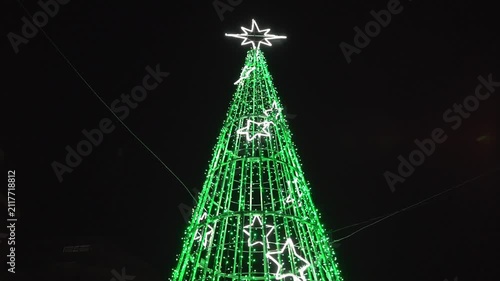 Green led christmas tree lights flashing