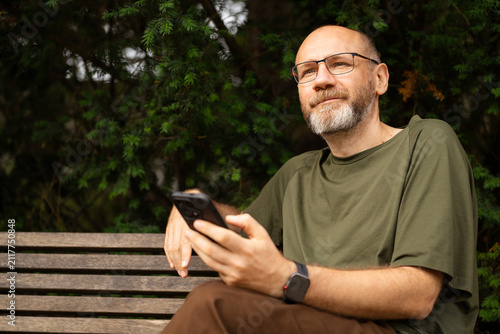 Mindful use of technology in a calm outdoor environment