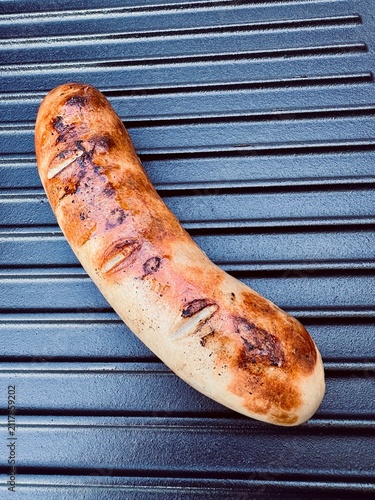Gegrillte Bratwurst – Klassischer Grillabend mit herzhaftem Genuss