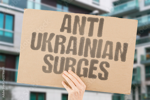Cuadro en lienzo "Anti Ukrainian Surges" Hostility toward Ukrainians is increasing sharply