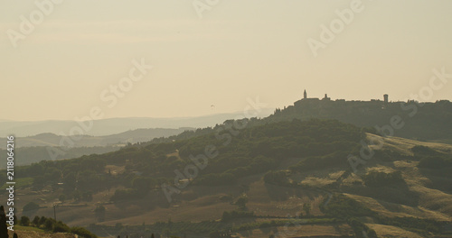 Canvastavla Pienza village on hills in val d'orcia, tuscany