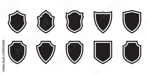 Foto Various shield shapes and styles in black for graphic design elements