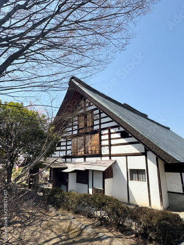 甘草屋敷の裏手