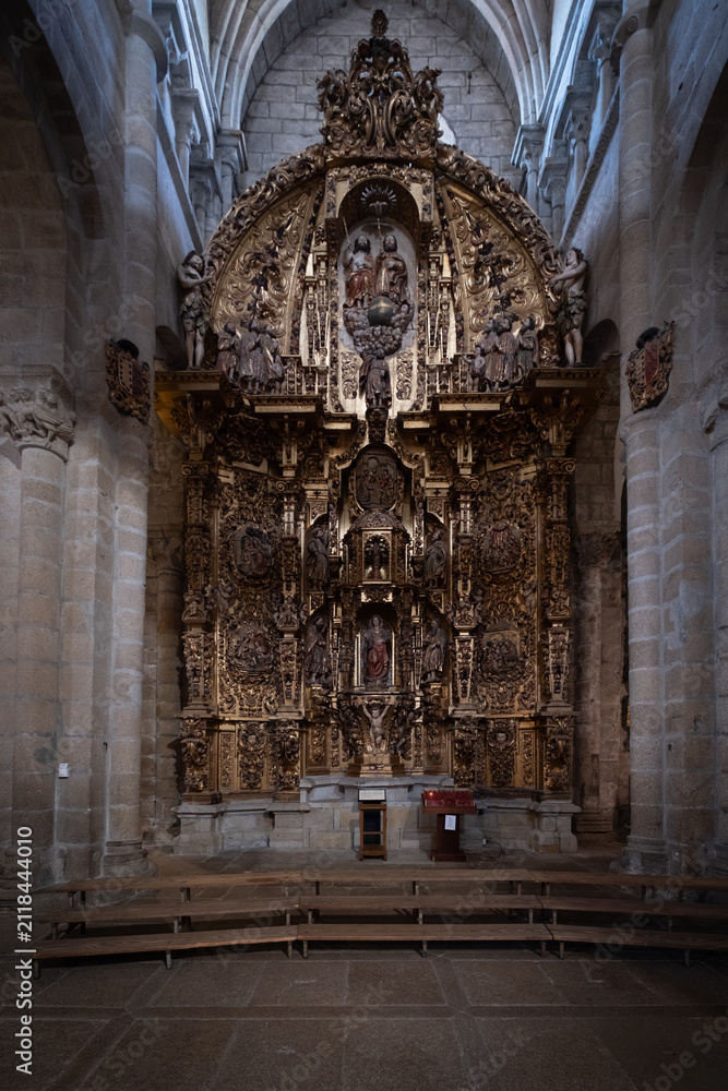 Fototapeta premium catedral cristiana de Tui en Galicia España monumento histórico
