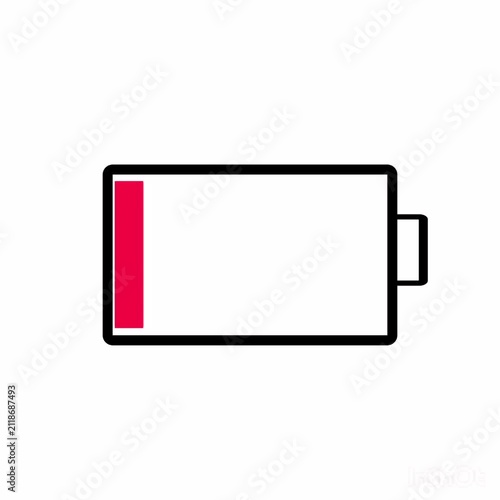 ​Minimalist motion graphic animation of a low battery icon with a red level indicator blinking. Clean 2D flat animation on a white background, ideal for technology UI design, mobile app alerts, device