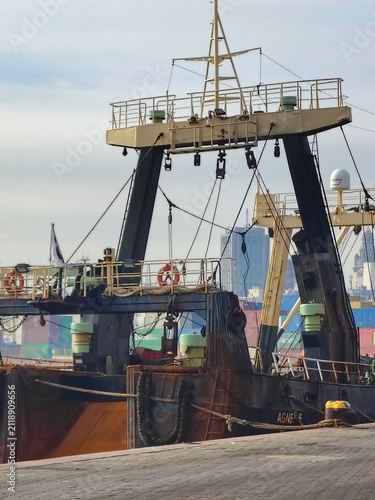 Fotografie Commercial ship stranded at exterior of the port of Montevideo city, Uruguay