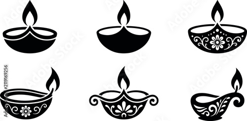 Cuadro en lienzo Collection of six decorative oil lamps for Diwali celebration and religious decoration set