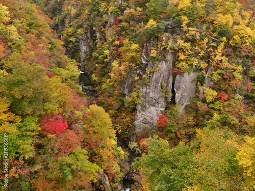 秋の鳴子峡（宮城県大崎市鳴子温泉）