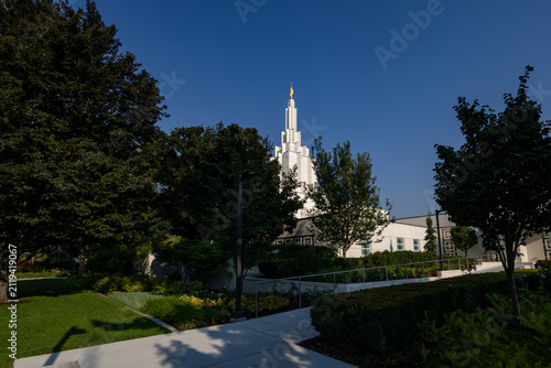 Obraz na płótnie Beautiful exterior view of the Idaho Falls Idaho Temple of The Church of Jesus C