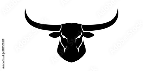 Bild auf Leinwand Minimalist black bull head silhouette with large horns.