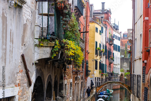 Konstfotografi City of Venice, canal, bridge, gondola boats, alley and colorful local buildings