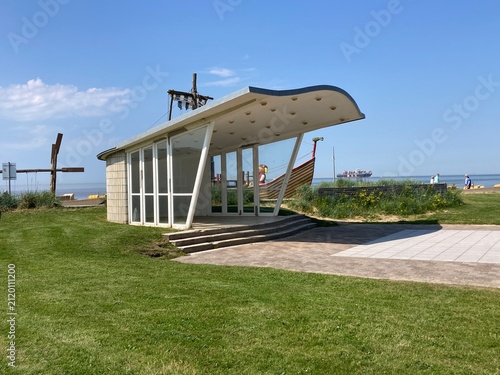 Bühne am Strandhaus Döse in Cuxhaven an der Nordsee