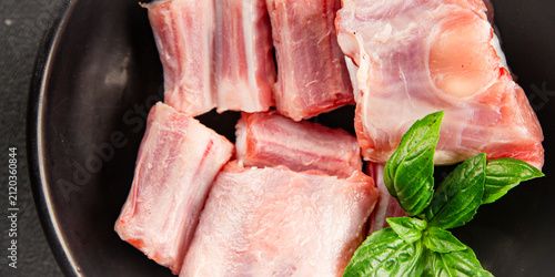 Foto Oxtail meat beef veal tail dish tasty snack fresh and delicious gourmet food bac