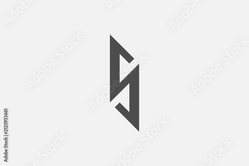 Foto letter S or five symetric logo