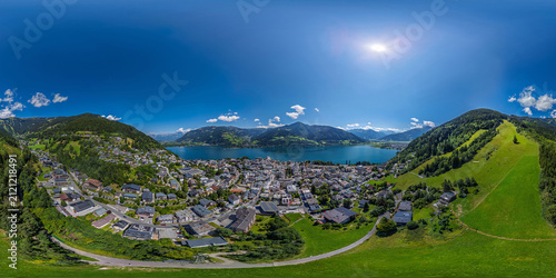 Quadro su tela Zell am See im Sommer von oben - 360° Luftbild-Panorama