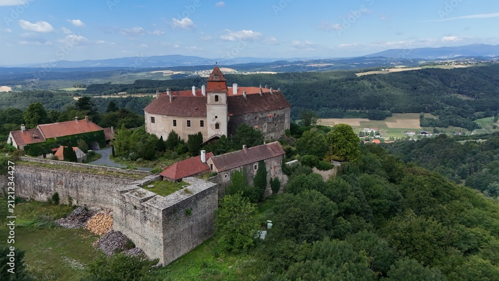 Fototapeta premium Burg Bernstein, Festung im Burgenland