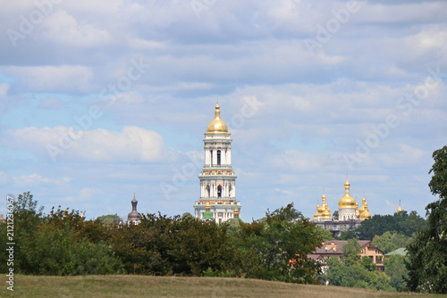 Fotografie view of the Kiev Pechersk Lavra from the Botanical Garden