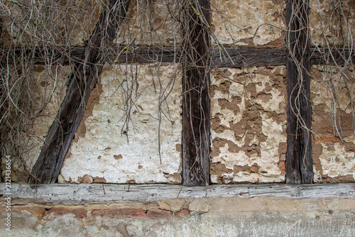 Verwitterte Fachwerkfassade
