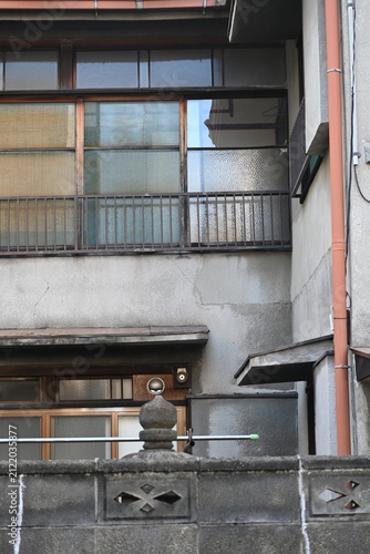年月の経った日本の木造住宅の外観