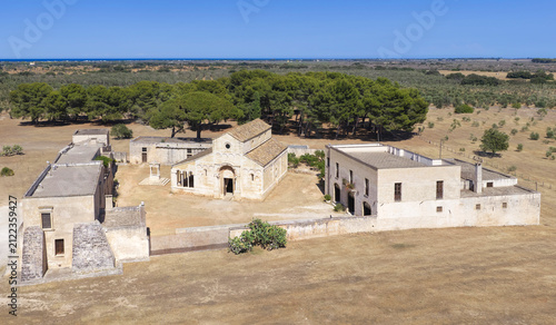 Vista dell'Abbazia si Santa Maria di Cerrate