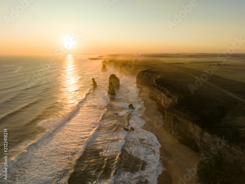 Fotografie The Twelve Apostles limestone stacks at sunset, Great Ocean Road, Victoria, Aust