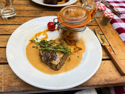 Konstfotografi Grilled beef steak at Chez Vincent restaurant Cannes