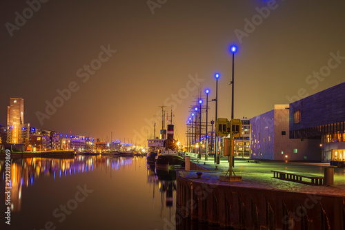 Abendstimmung am Neuen Hafen in Bremerhaven