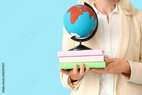 Female geography teacher wi...