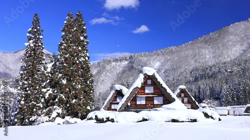 雪の白川郷