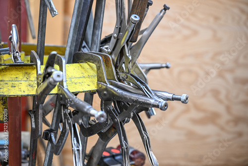 Fotografie industrie outils pince fixation