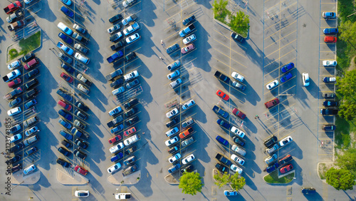 Fotografie Outer suburban commercial precinct features structured stalls framing commuter automobiles