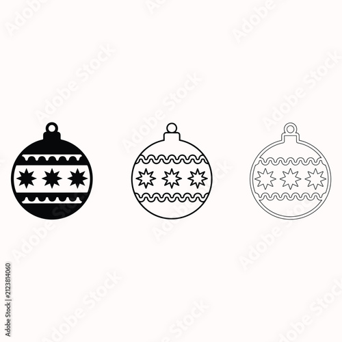 さまざまなスタイルの 3 つのクリスマス安物の宝石の飾りのセット