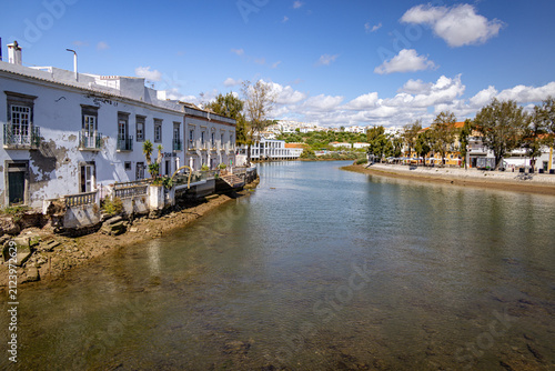фотографія View along the Gilão River (Rio Gilão), Tavira, Algarve, Portugal