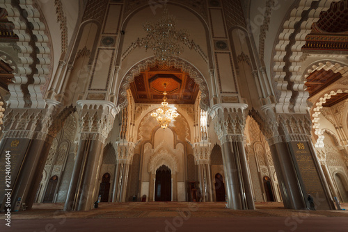 Canvastavla Illuminated grand hall entrance in interior of the historic mosque in Casablanca