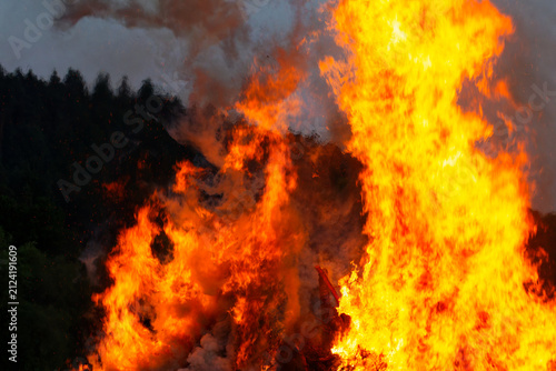 Foto Natürliches Porträt: eine Flamme